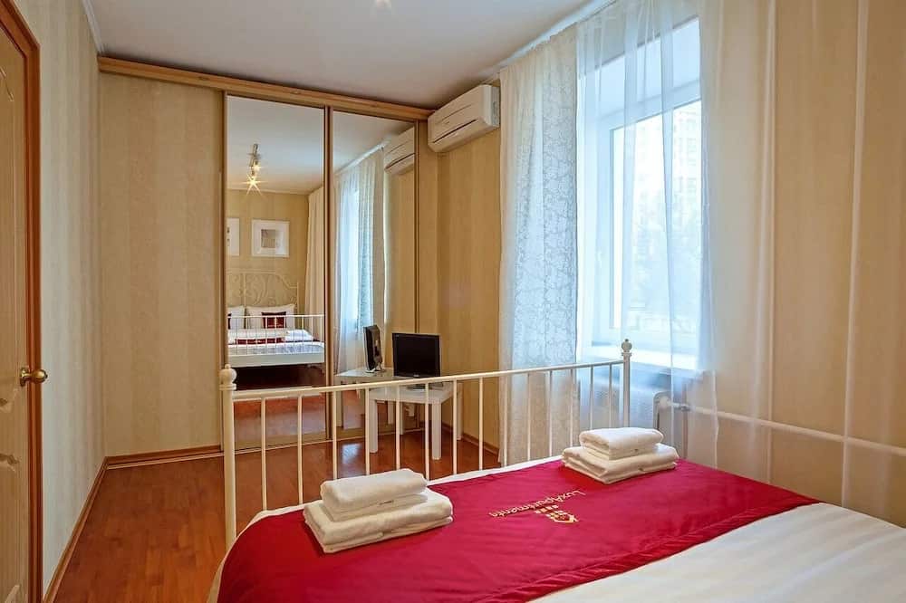 LuxApartments Lyusinovskaya Street 48-50: главное фото 1