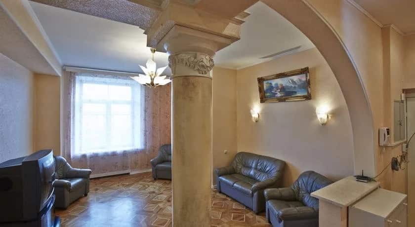 Hotel Ampir: главное фото 1