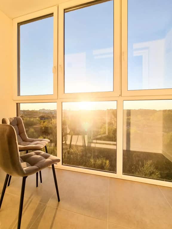 LovelyHome 39 (ЛавлиХоум 39) на улице Героя России Виталия Мариенко: главное фото 1