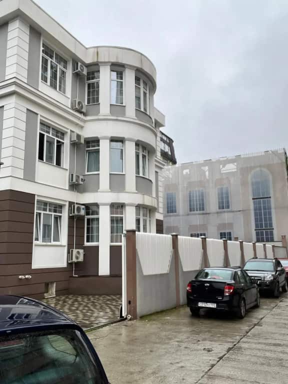 Dayker City Apartments (Дайкер Сити Апартментс) на улице Клубничная: главное фото 1