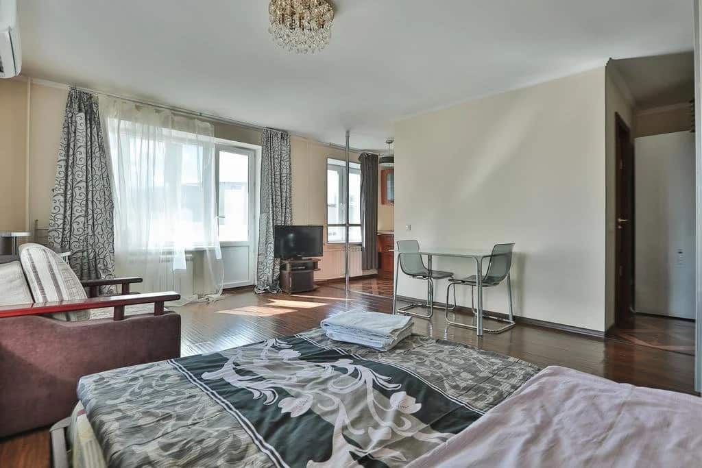 Elegant Studio on Marinoy Rosha: главное фото 1