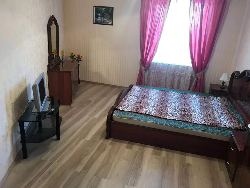 Na Esenina 1/1 Apartments: главное фото 1