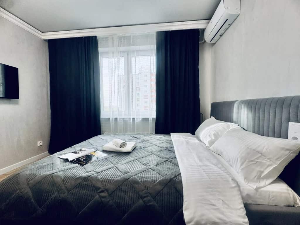 Vegas apartments (Вегас апартментс) на улице Бурнаковская 109: главное фото 1