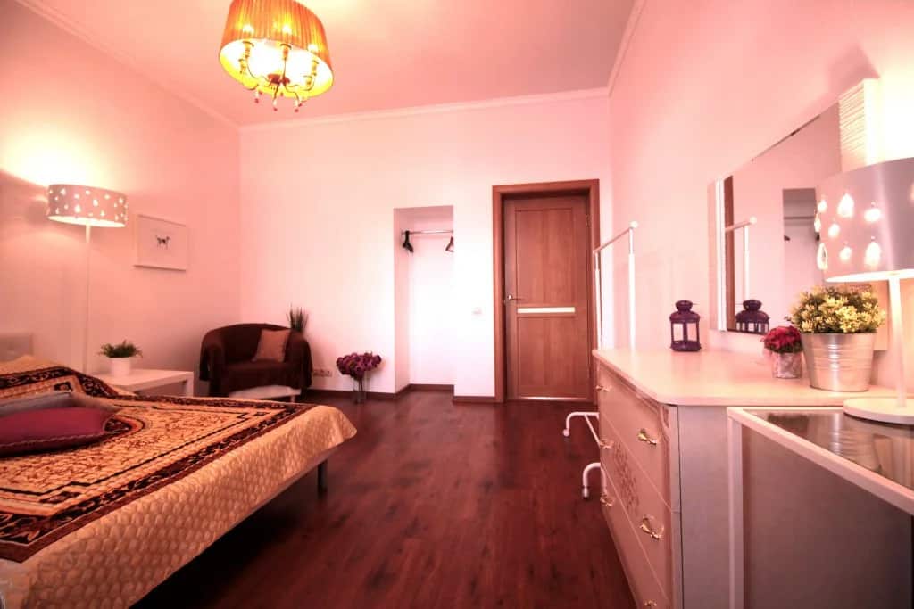Lakshmi near Kremlin with 2 bedrooms Apartments: главное фото 1