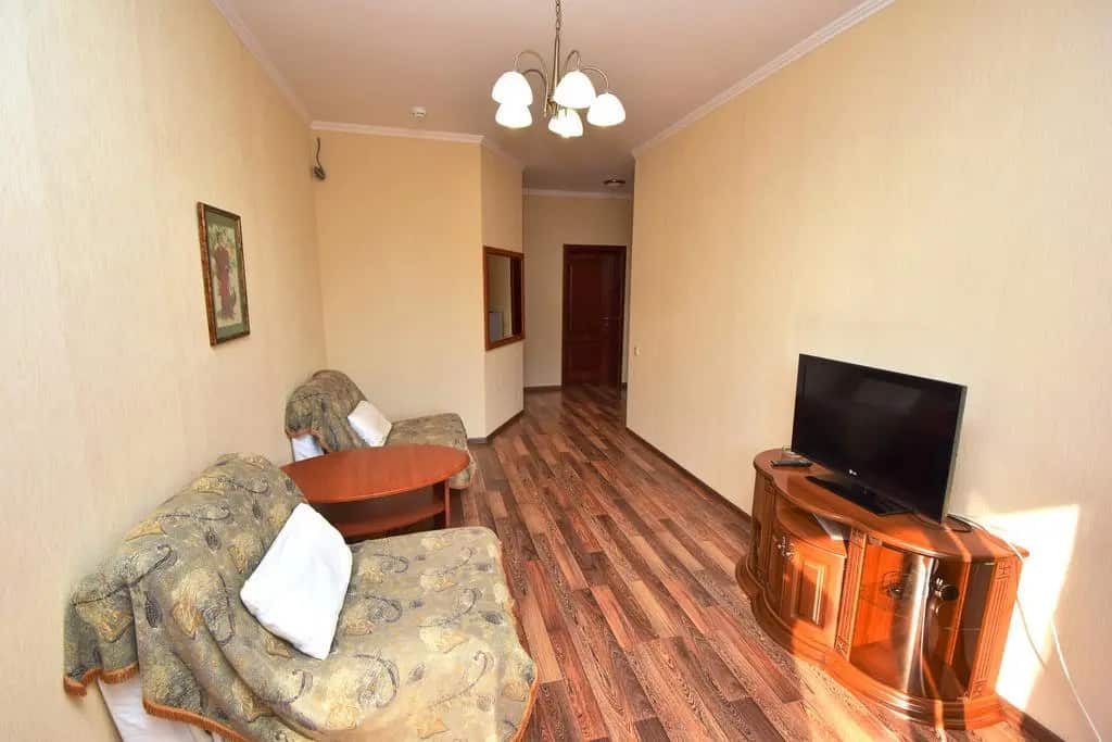 Hotel Komilfo: главное фото 1