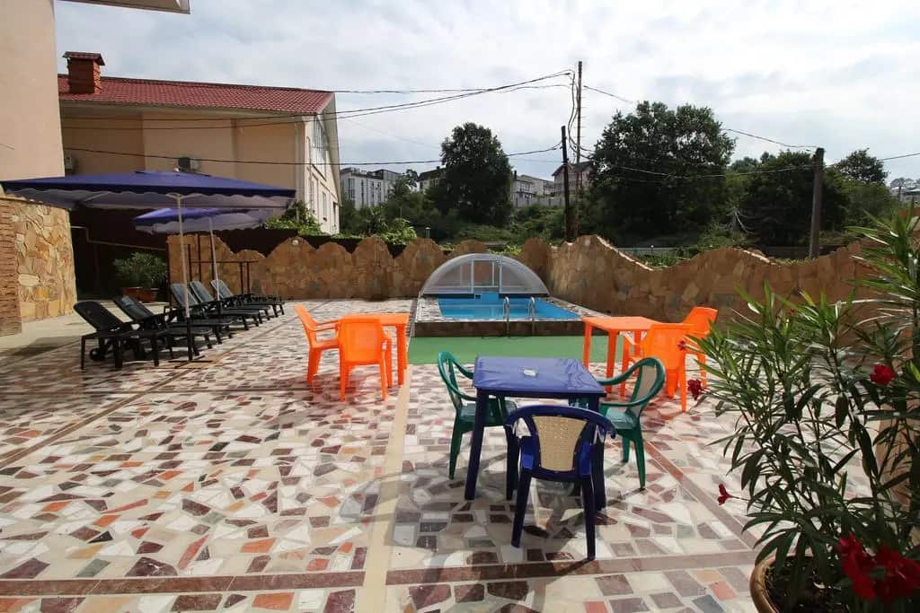 U Oksani Guest House: главное фото 1