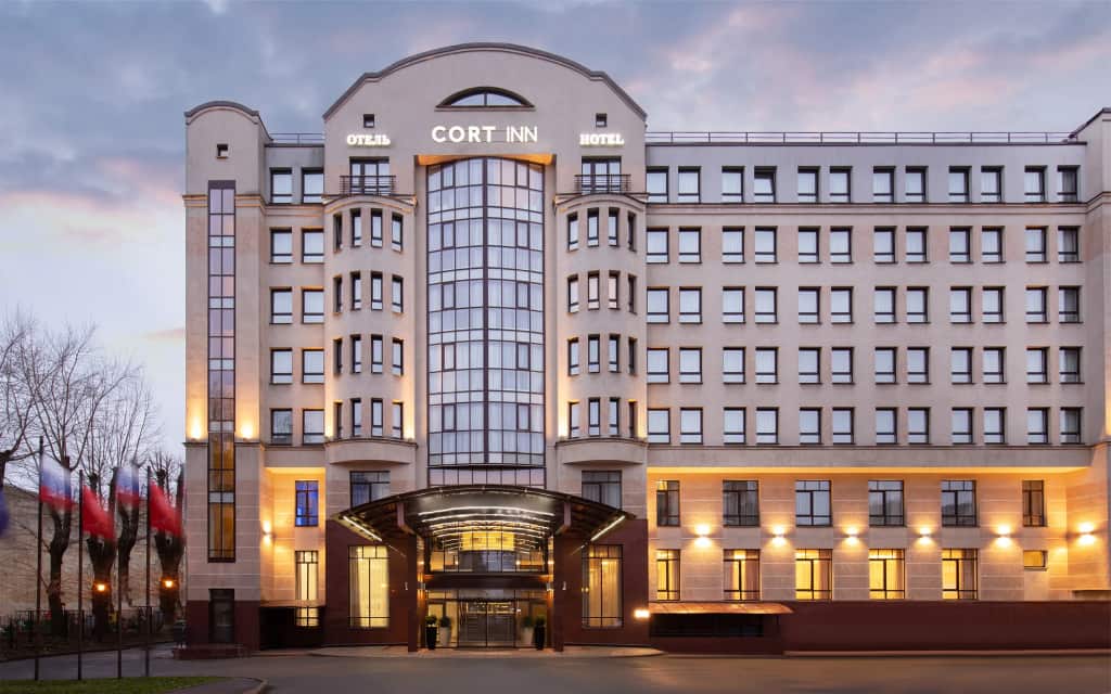 Cort Inn St-Petersburg Hotel & Conference Center (ex Courtyard by Marriott St-Petersburg Center Hotel): главное фото 1