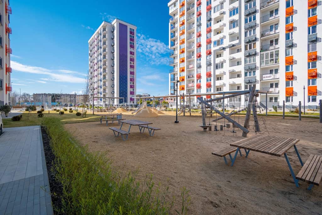 Апартаменты в ЖК Фрукты с Дизайнерским Ремонтом: главное фото 1