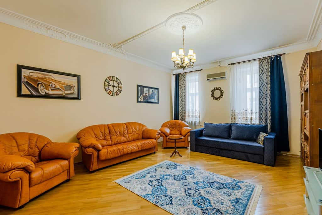 Апартаменты Griboedov 3 bedrooms 8 persons: главное фото 1