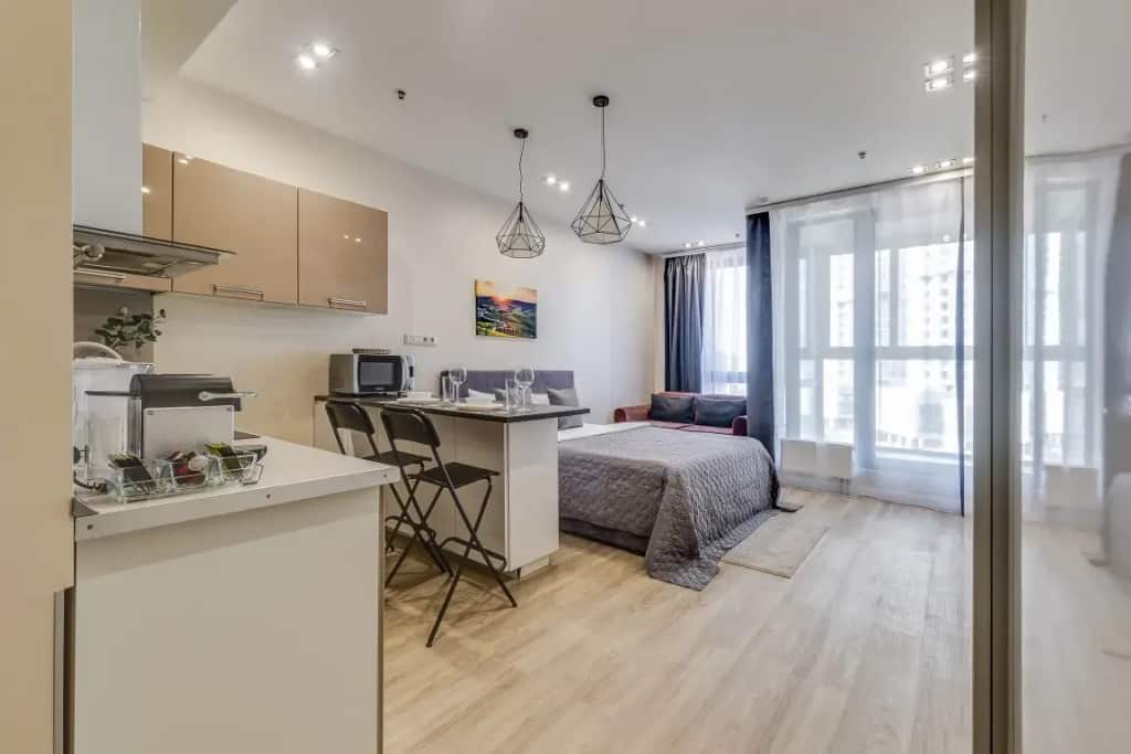 Апартаменты Стандартные с Балконом и Видом на Город Business Apartments: главное фото 1