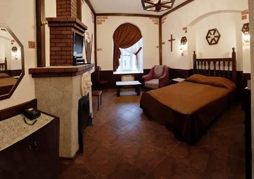 Меблированные комнаты Арт-Хаус Комнаты: главное фото 1