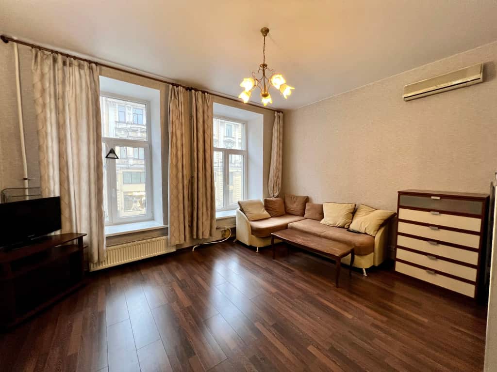 Апартаменты Amazing Невский 13/9 Парковка: главное фото 1