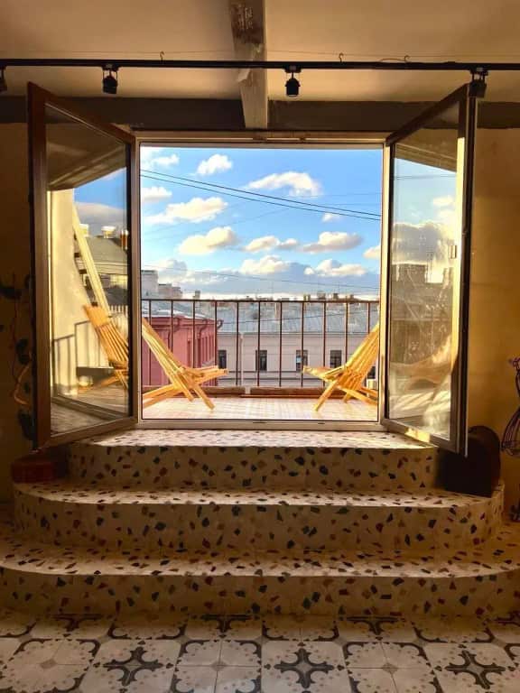 Квартира Атмосферная Мансарда в Центре Петербурга: главное фото 1