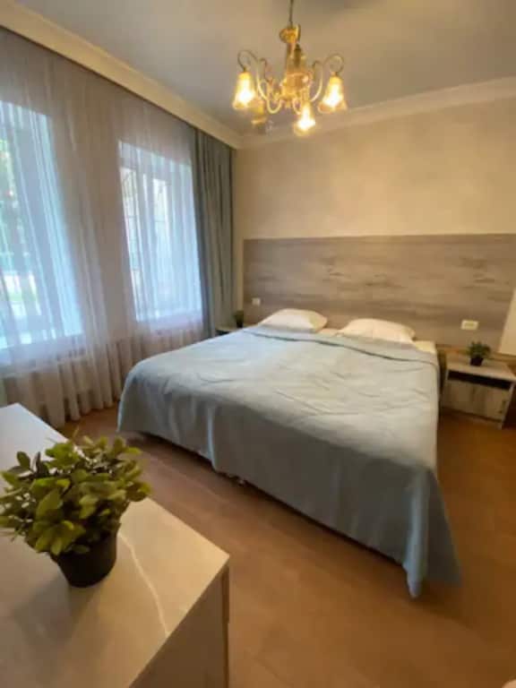 Апартаменты У Источника в Цветнике: главное фото 1