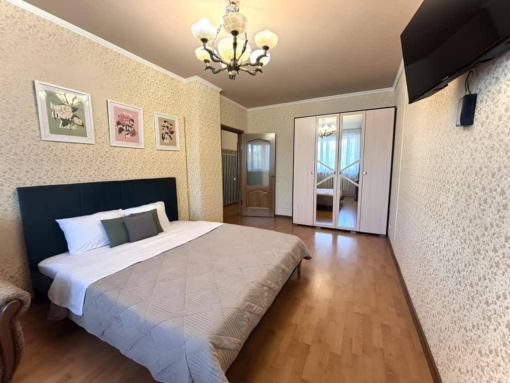 Апартаменты Квартира в центре Дзержинского района: главное фото 1