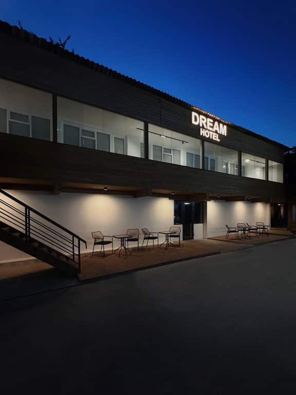 Отель Dream Hotel: главное фото 1