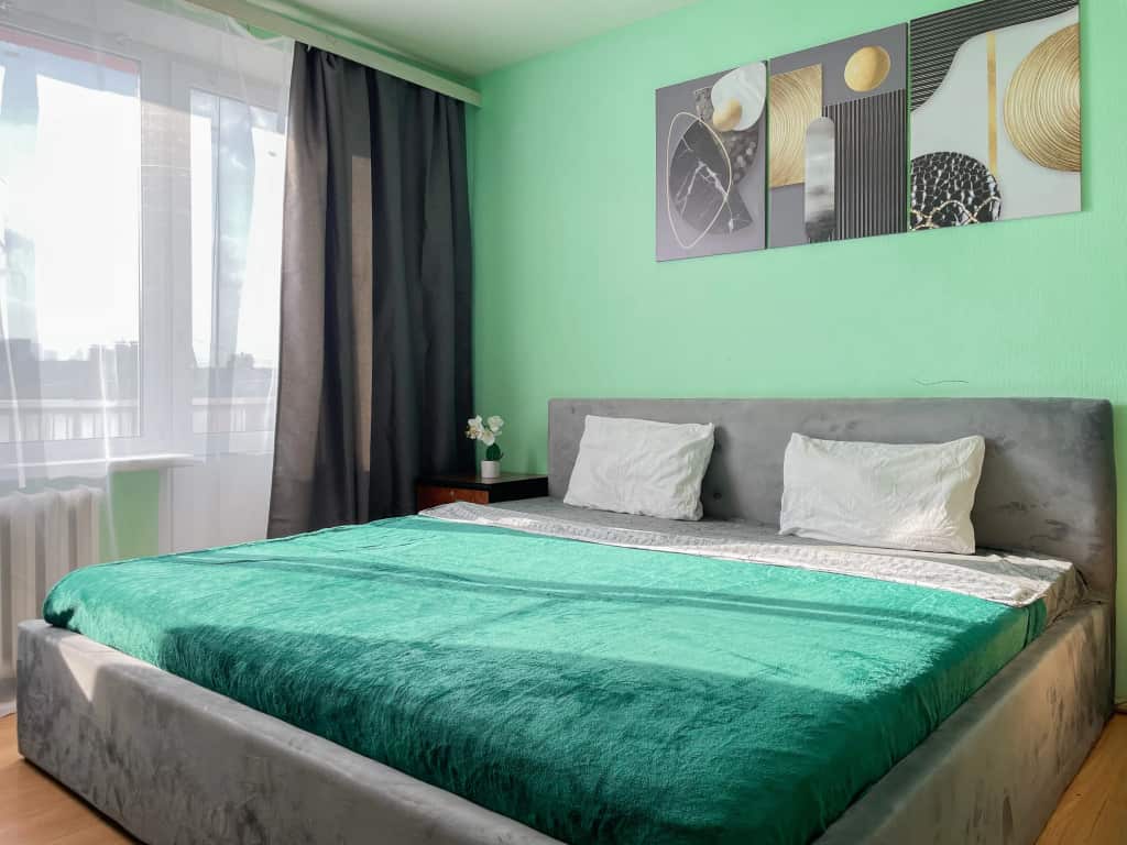 Апартаменты 1-к. Квартира 35 м² 8/9 эт.: главное фото 1