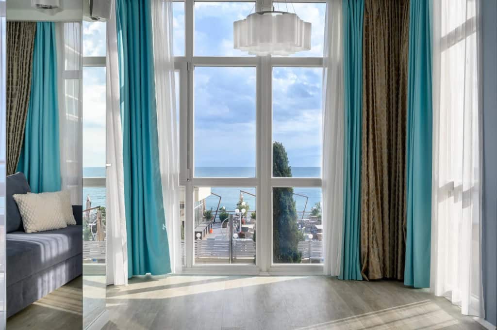 Апартаменты Red Apartments Нижнеимеретинская 137А Лоррэн: главное фото 1