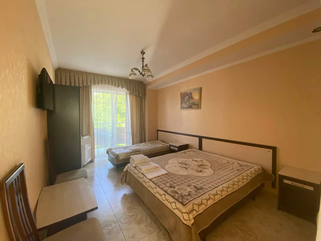 Zemfira Guest House: главное фото 1