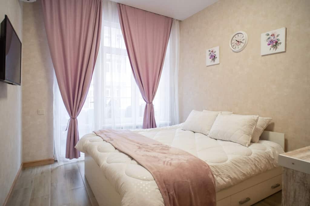 Апартаменты уютные в очень красивом районе от LetoApart: главное фото 1