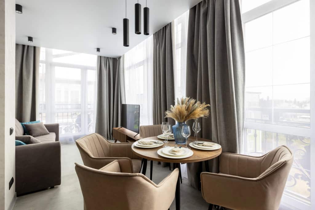 Апартаменты Red Apartments Арт Лайт Адриан: главное фото 1
