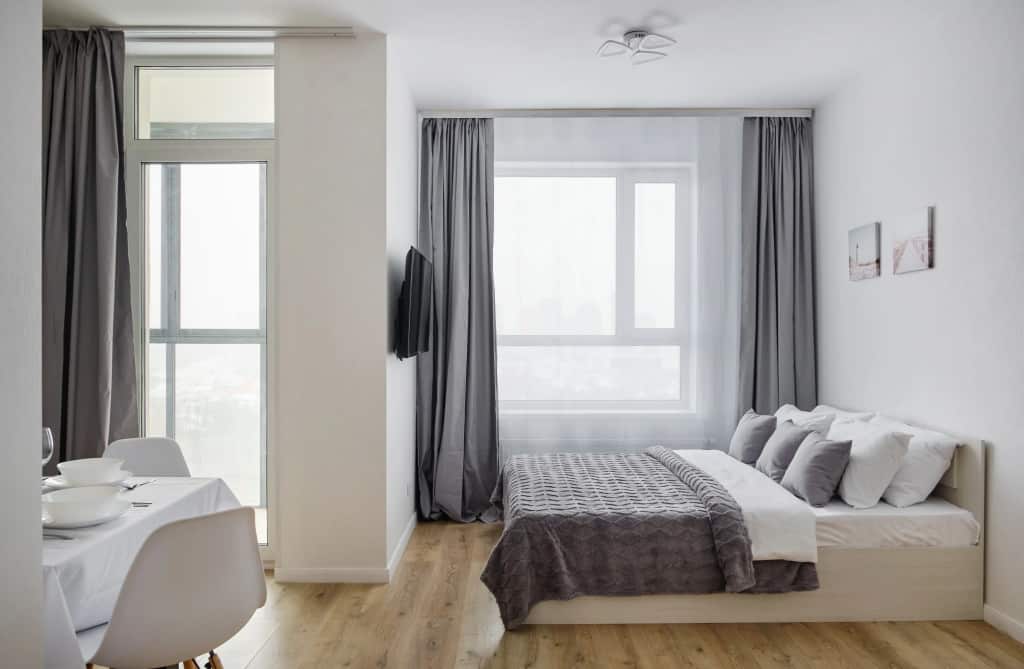 Апартаменты RentPlaza на 8 Марта 20 Этаж: главное фото 1