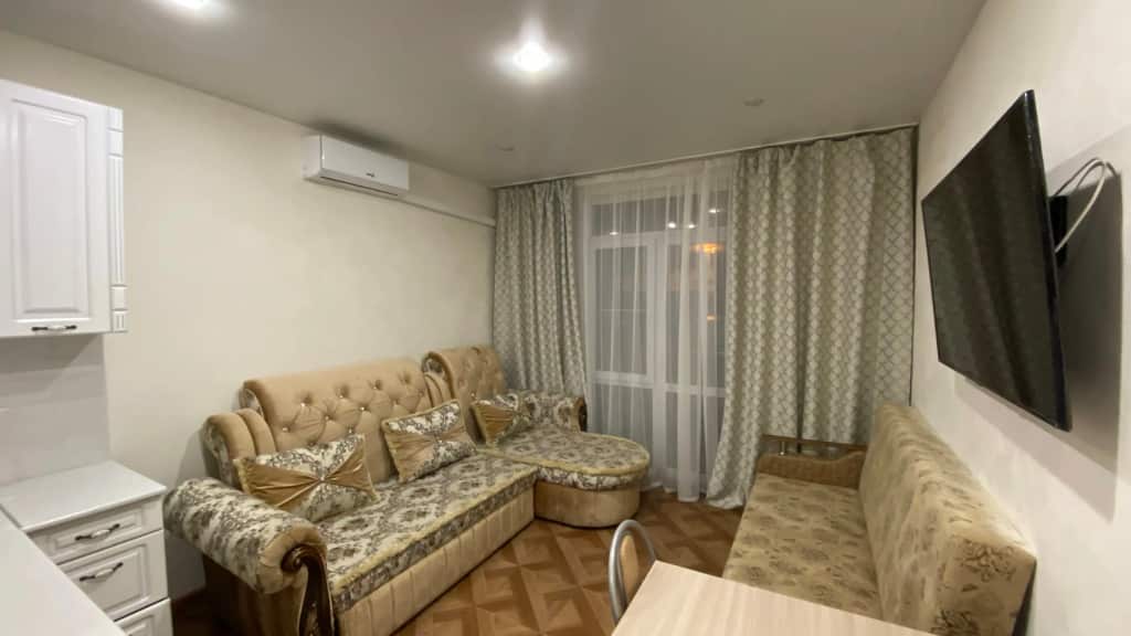 Апартаменты Уютная Cтудия на Веселой от HomeHotelSochi 9: главное фото 1