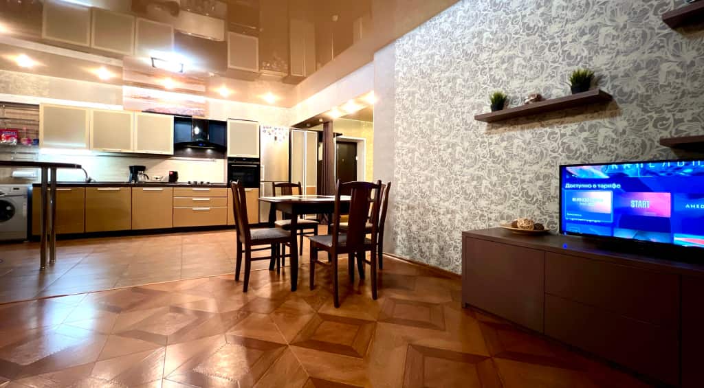 Квартира 3-комнатная Видовая Yarapartments на Набережной: главное фото 1