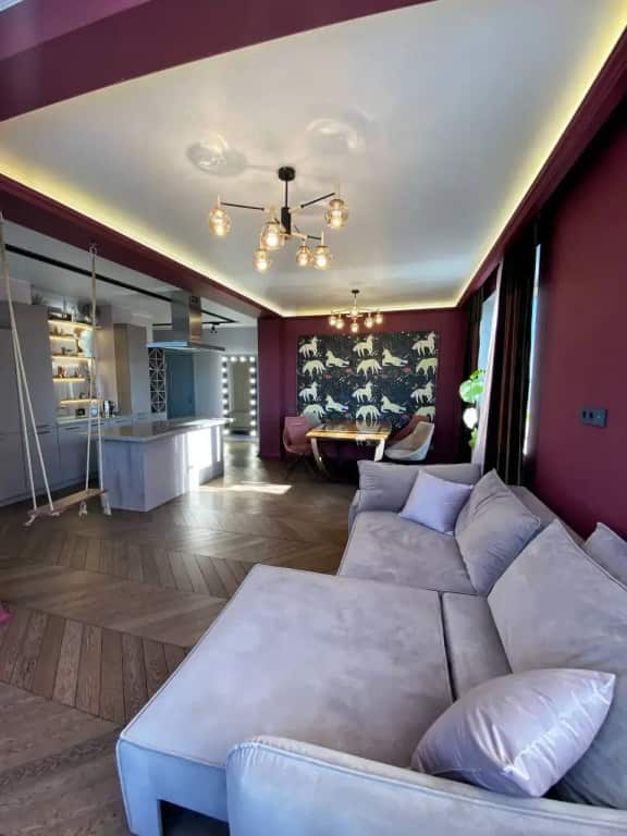 Апартаменты TopRooms: Квартира с Качелями и Джакузи: главное фото 1