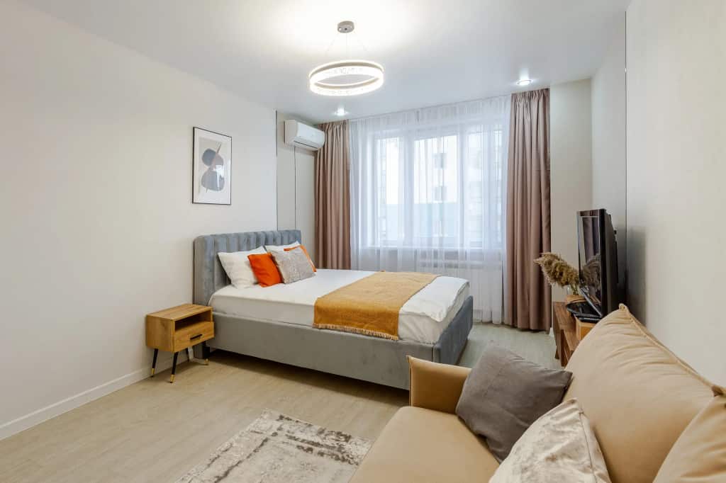 Апартаменты RentPlaza премиум в центре на Луначарского: главное фото 1