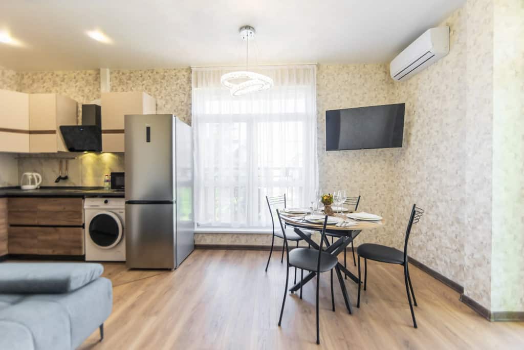 Апартаменты Red Apartments Арт Лайт Модиано: главное фото 1