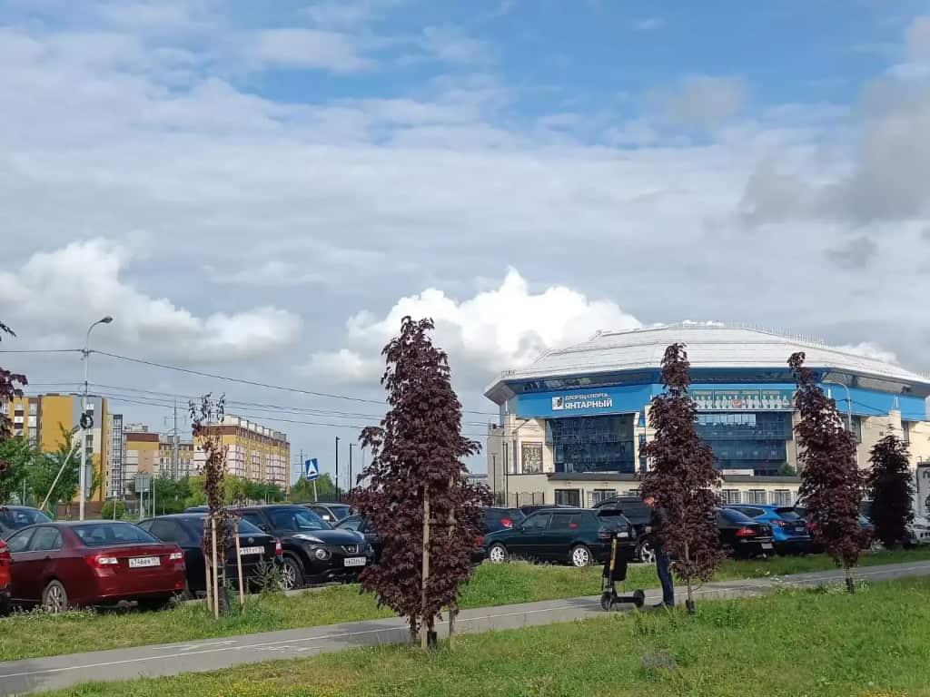 Квартира Двухкомнатная возле СК Янтарный: главное фото 1