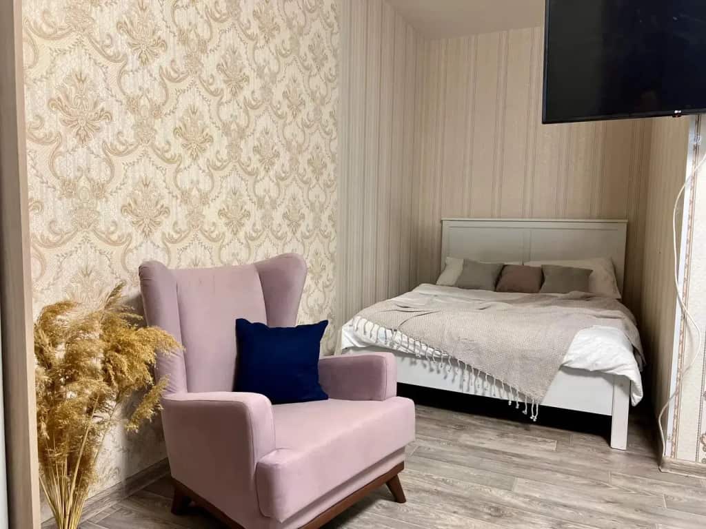 Квартира Отличная, уютная студия в ЖК Крислалл Crystal apartment: главное фото 1