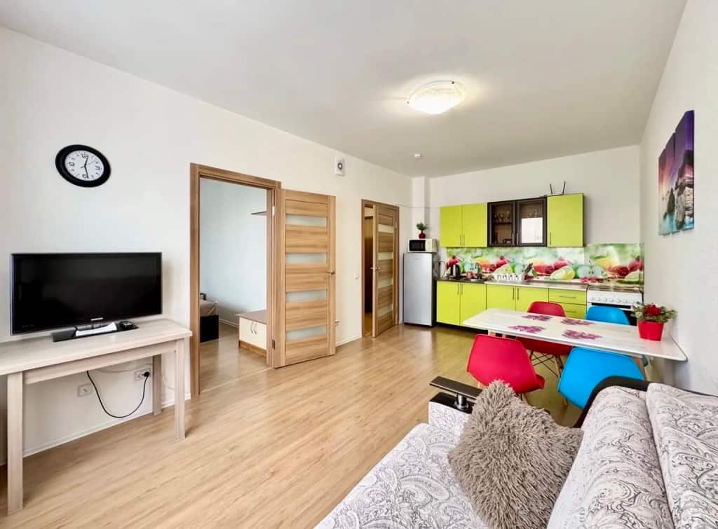 Квартира InRoomSPb на Евгения Шварца 12: главное фото 1