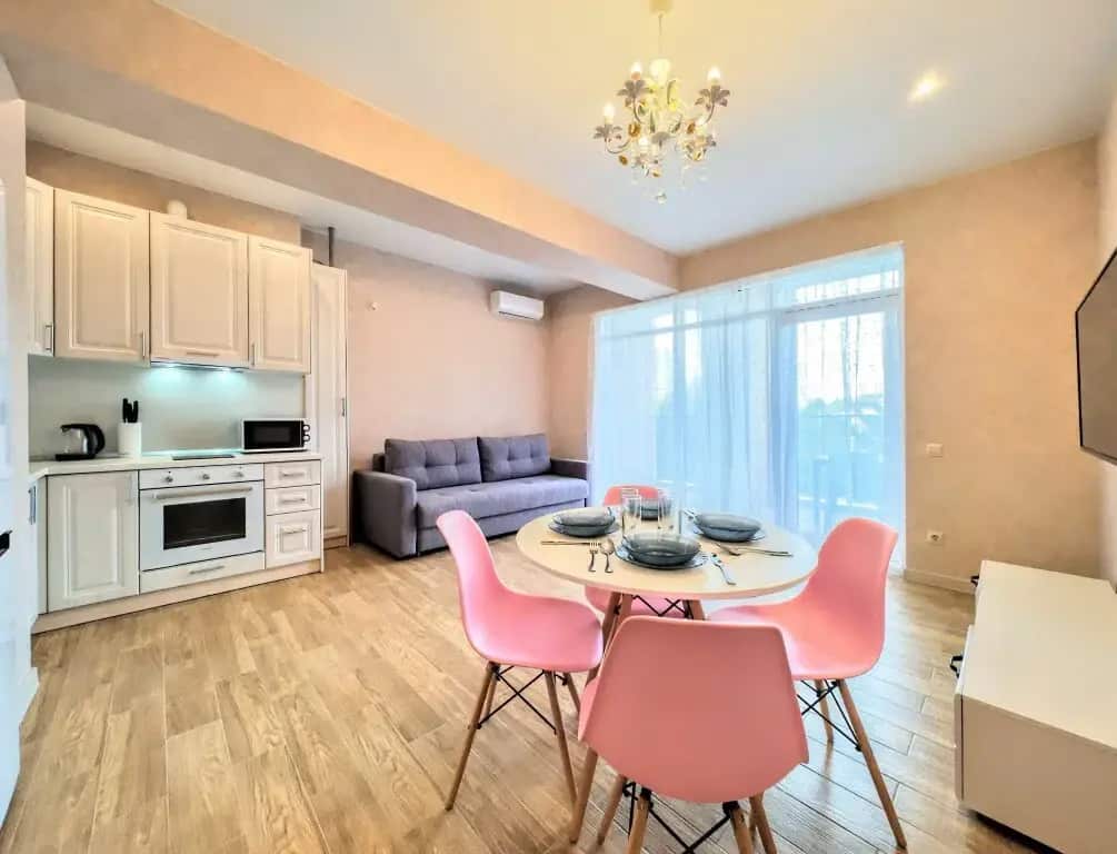 Апартаменты M Apartments SvetlanaPark: главное фото 1