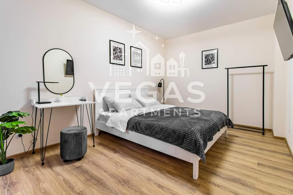 Апартаменты Vegas Apartments на Александра Хохлова: главное фото 1