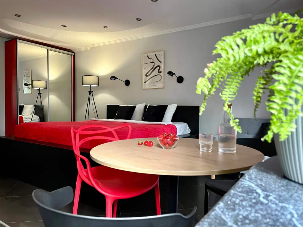 ApartMari Стильная студия в центре Калининграда: главное фото 1