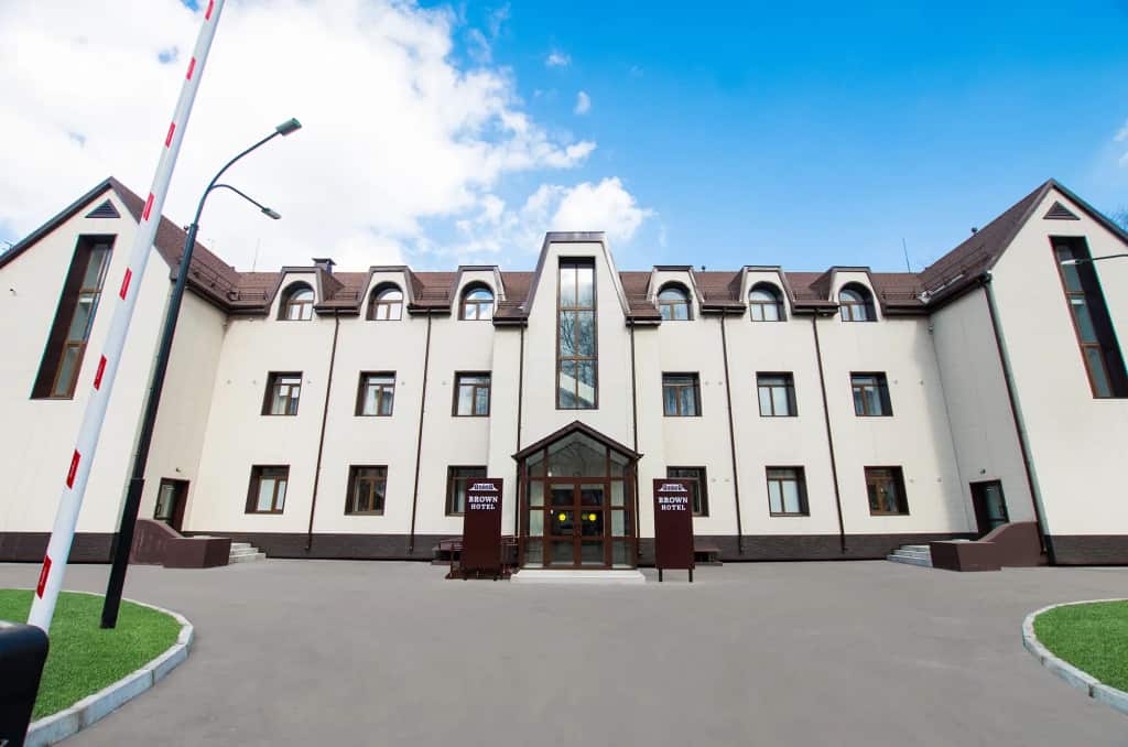 Hotel Brown: главное фото 1