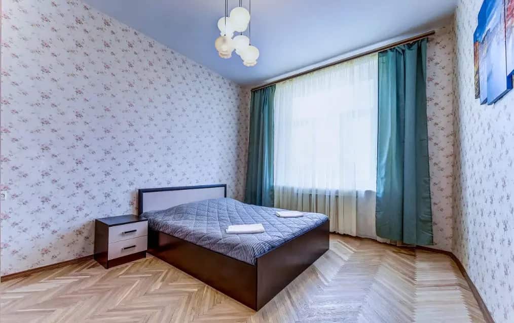 Апартаменты Гости Любят у метро Московская на Гагарина: главное фото 1