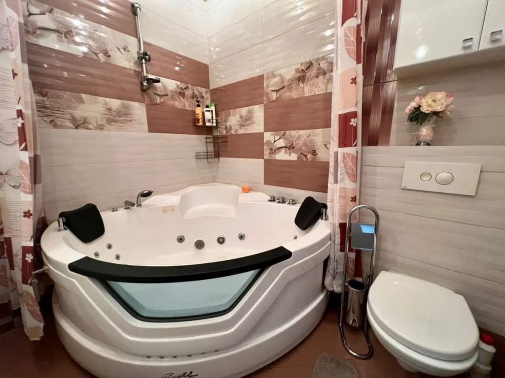 Апартаменты на Горького с джакузи: главное фото 1
