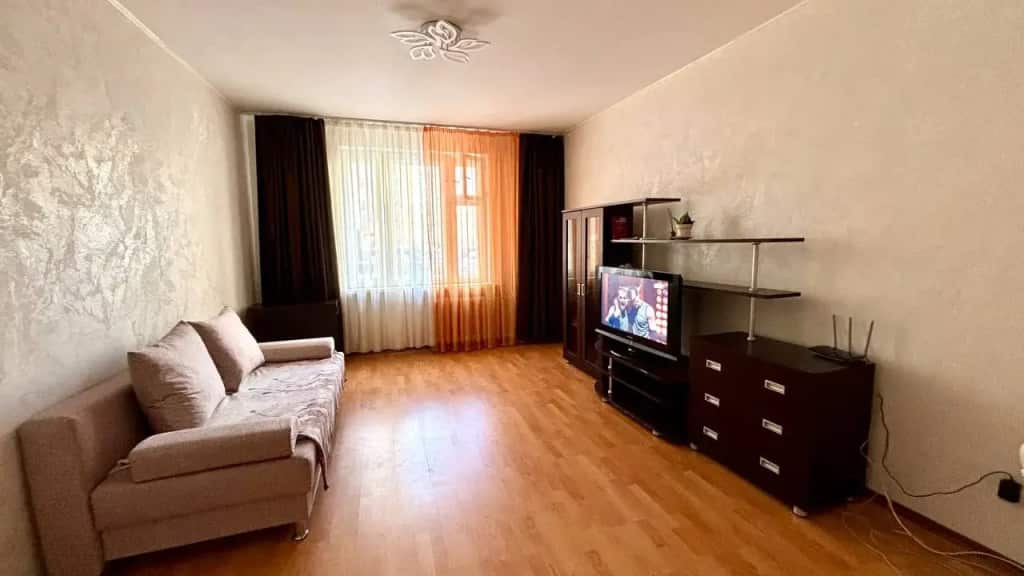 Квартира Трехкомнатная в Зеленой роще Уфы: главное фото 1