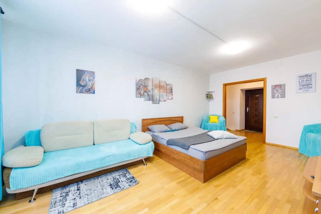 Апартаменты Dayker City Apartments Просторные на Чкалова 5: главное фото 1