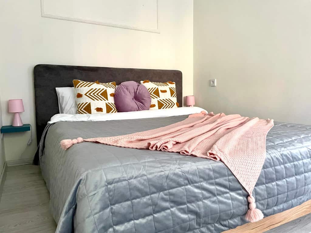 Квартира ApartMari Светлые двухкомнатные апартаменты в самом центре: главное фото 1