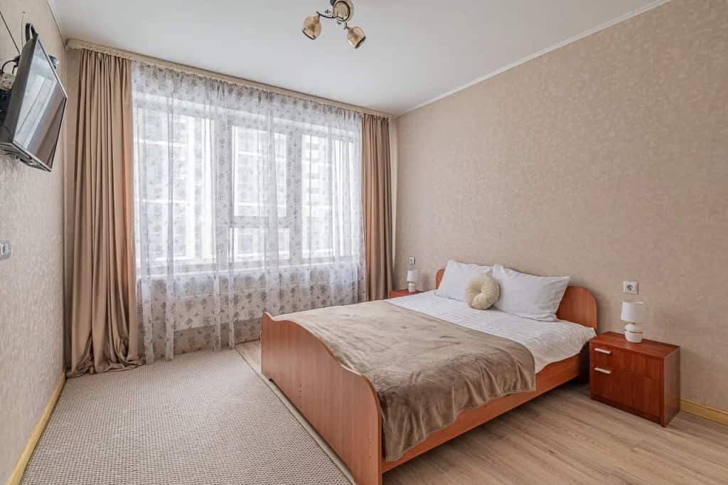 Апартаменты 33 Космонавтов 108Е: главное фото 1