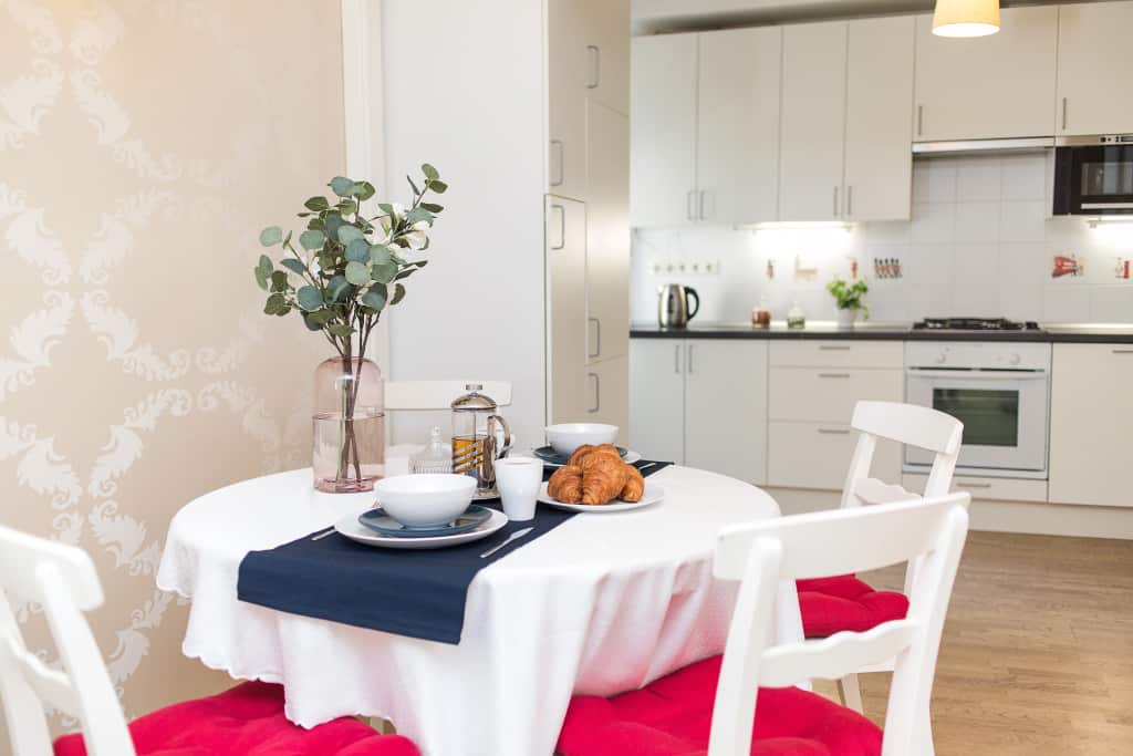Апартаменты English House на Василеостровской: главное фото 1