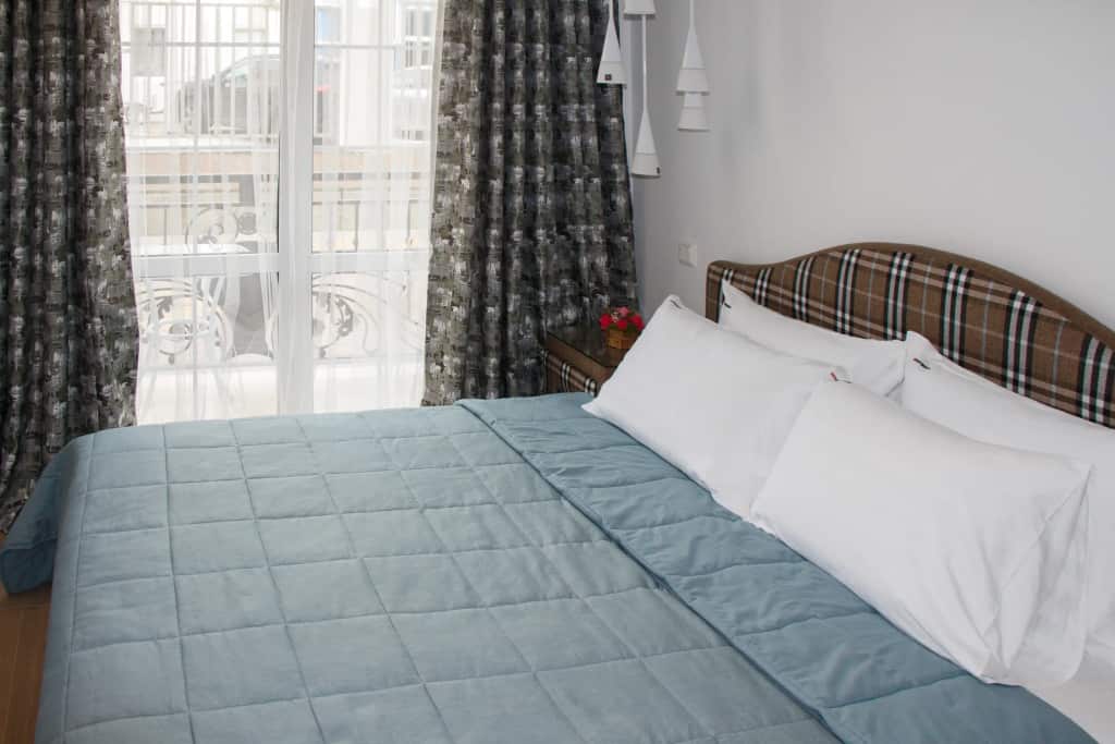 Апартаменты RED APARTMENTS Арт Лайт Сити апартамент Дали: главное фото 1