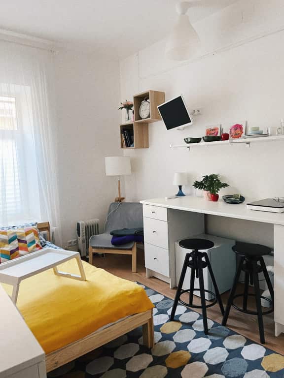 Апартаменты Горчичные в центре Петербурга: главное фото 1