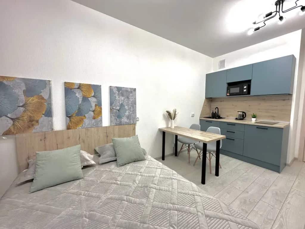 Апартаменты EasyGuest с лоджией в ЖК Стрижи: главное фото 1