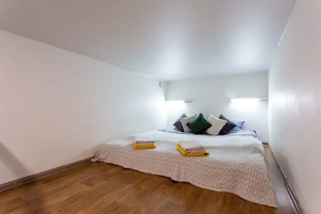 Апартаменты ROOMSTAY канал Грибоедова стандарт: главное фото 1