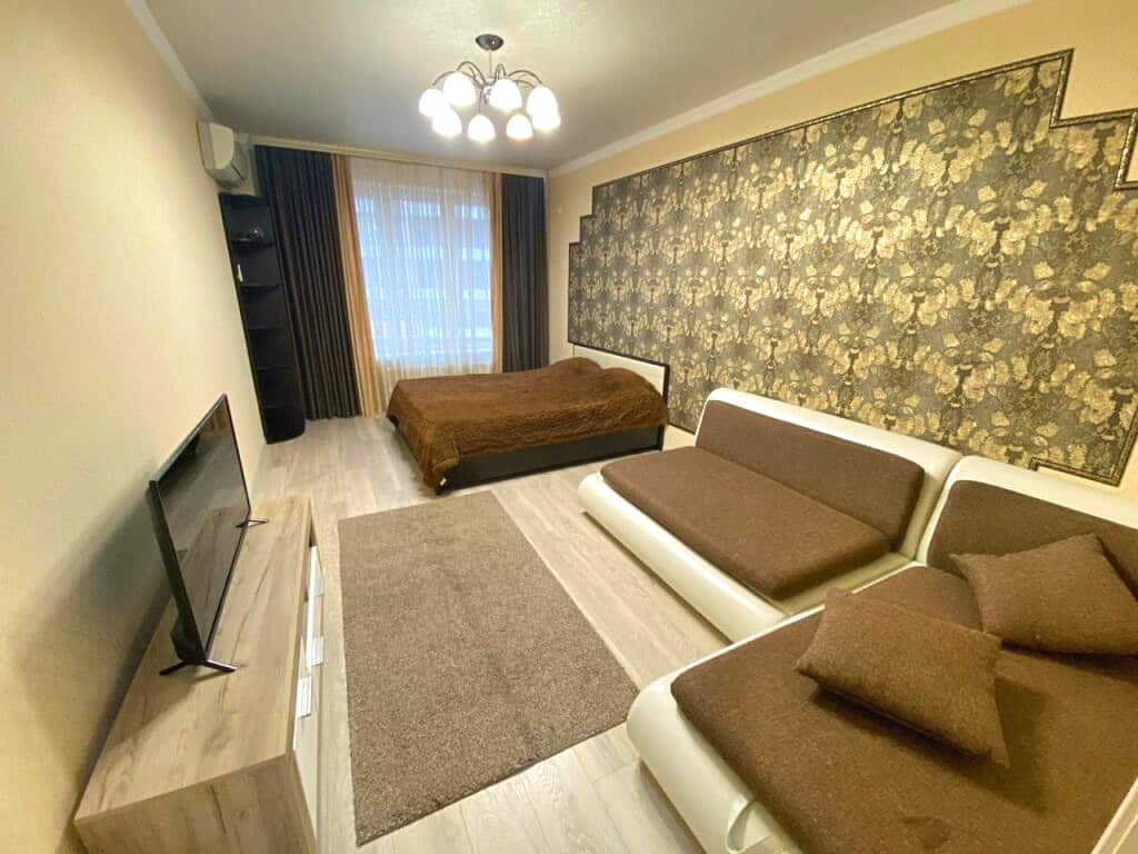 Апартаменты Рядом с М4 на Въезде в Город: главное фото 1